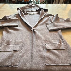 NWOT BAILEY LG LONG SWEATER